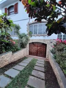 Casa com 3 Quartos à venda, 300m² no Vila Santa Maria, São Paulo