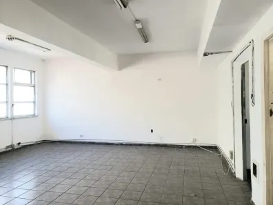Ponto Comercial para alugar, 71m² no Santa Efigênia, São Paulo