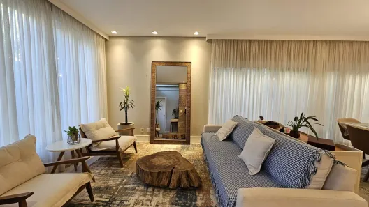 Casa de Condomínio com 3 Quartos à venda, 215m² no Esperança, Londrina