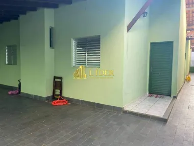 Casa com 2 Quartos à venda, 79m² no Jardim das Palmeiras, Uberlândia