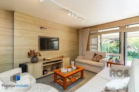 Casa com 4 Quartos à venda, 355m² no Azenha, Porto Alegre