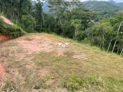 Lote/Terreno à venda, 820m² no Itaipava, Petrópolis