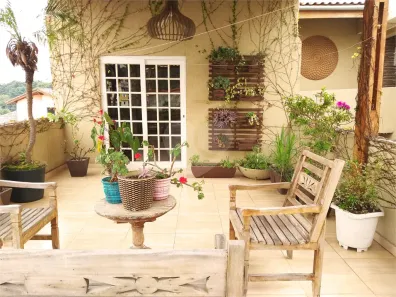 Casa com 3 Quartos à venda, 250m² no Jardim Marisa, São Paulo