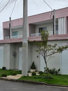 Sobrado com 2 Quartos para alugar, 90m² no Pedra de Guaratiba, Rio de Janeiro