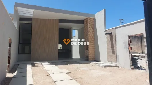 Casa com 3 Quartos à venda, 116m² no Jangurussu, Fortaleza