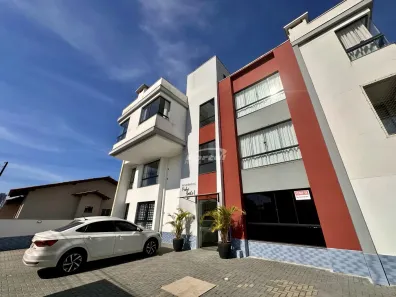 Apartamento com 2 Quartos para alugar, 79m² no Itacolomi, Balneário Piçarras