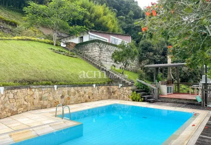 Casa de Condomínio com 4 Quartos à venda, 11020m² no Araras, Petrópolis