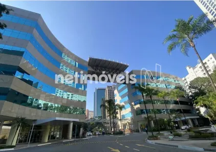 Sala Comercial para alugar, 641m² no Vila Olímpia, São Paulo