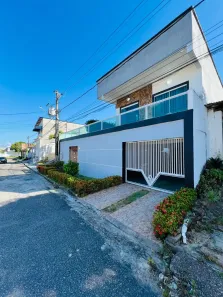 Casa com 3 Quartos à venda, 230m² no Japiim, Manaus