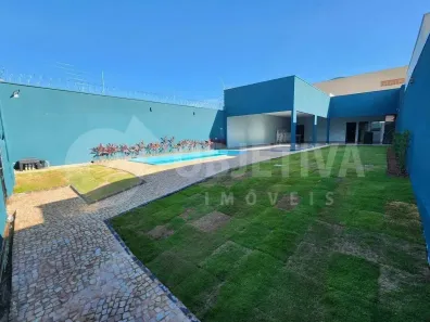 Casa com 2 Quartos à venda, 163m² no Daniel Fonseca, Uberlândia