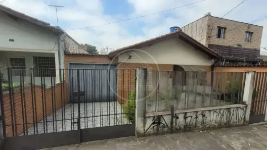 Imóvel Comercial com 3 Quartos à venda, 300m² no Centro, Tanhaçu