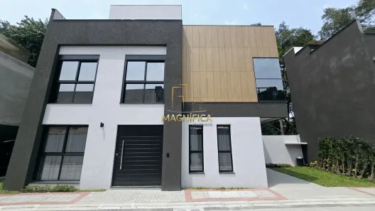 Casa de Condomínio com 3 Quartos à venda, 172m² no Santa Felicidade, Curitiba