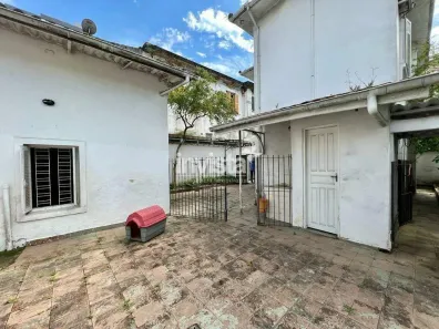 Casa com 3 Quartos à venda, 155m² no Encruzilhada, Santos