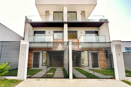 Sobrado com 3 Quartos à venda, 184m² no Fanny, Curitiba