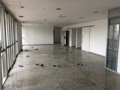 Sala Comercial à venda, 174m² no Vila São Francisco (Zona Sul), São Paulo