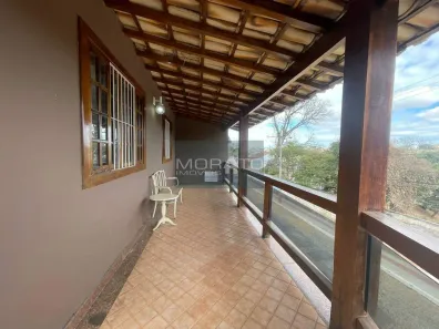 Casa com 4 Quartos à venda, 410m² no Alípio de Melo, Belo Horizonte