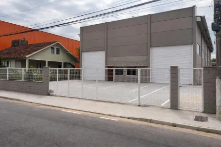 Galpão/Depósito/Armazém para alugar, 880m² no Rio Caveiras, Biguaçu