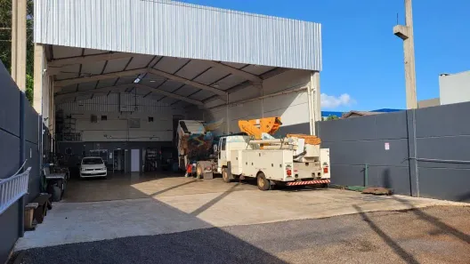 Galpão/Depósito/Armazém para alugar, 366m² no Parque São Paulo, Cascavel