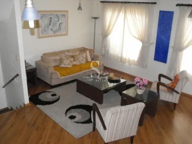 Casa de Condomínio com 3 Quartos à venda, 220m² no Parque Munhoz, São Paulo