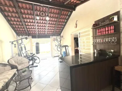 Sobrado com 3 Quartos à venda, 178m² no Novo Mundo, Curitiba