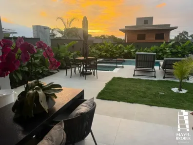 Casa de Condomínio com 4 Quartos à venda, 270m² no Área Rural de Pardinho, Pardinho