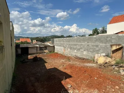 Lote/Terreno à venda, 275m² no Jardim Niero, Louveira