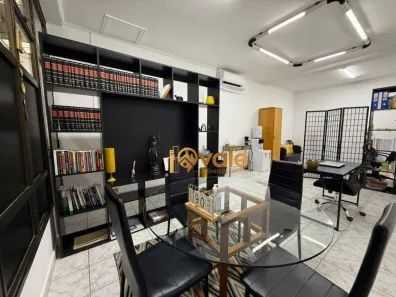 Sala Comercial à venda, 33m² no Centro, Jacareí