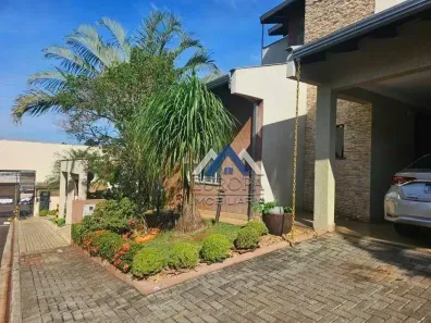 Casa de Condomínio com 4 Quartos à venda, 300m² no Parque Jamaica, Londrina