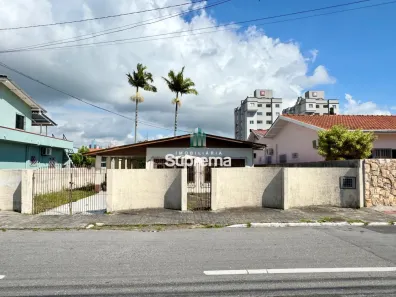 Casa com 3 Quartos à venda, 26m² no Cordeiros, Itajaí