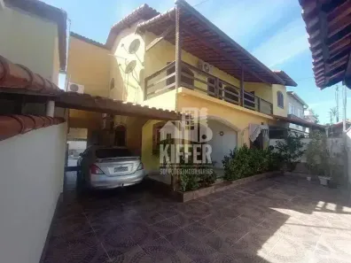 Casa com 5 Quartos à venda, 180m² no Coelho, São Gonçalo