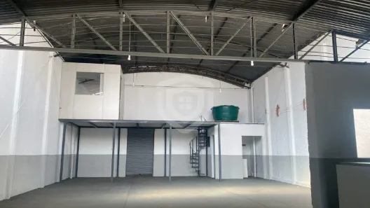 Galpão/Depósito/Armazém à venda, 174m² no Fundação Casas Populares Salvador Filardi, Bauru