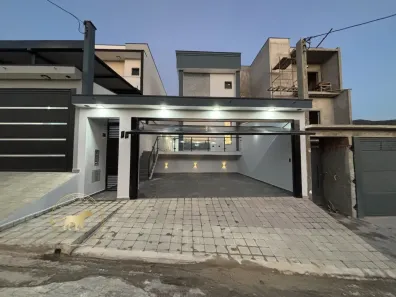 Sobrado com 3 Quartos à venda, 137m² no Laranjeiras, Caieiras