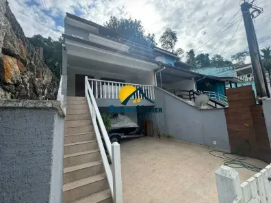 Casa com 3 Quartos à venda, 200m² no Garatucaia, Angra dos Reis