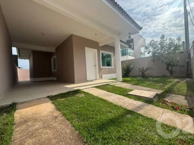 Casa de Condomínio com 3 Quartos para alugar, 115m² no Lagoa, Macaé