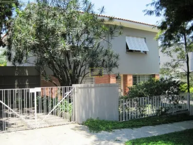 Casa com 4 Quartos à venda, 350m² no Pacaembu, São Paulo