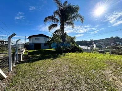 Casa com 3 Quartos à venda, 230m² no Jardim das Hortências, Caxias do Sul