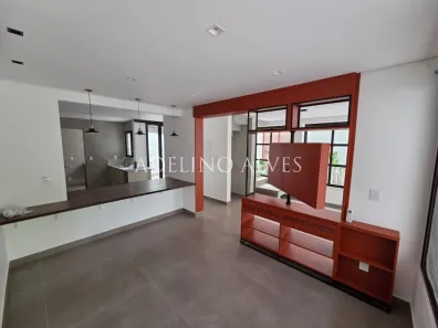 Casa com 3 Quartos para alugar, 140m² no Vila Olímpia, São Paulo