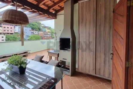 Casa com 4 Quartos à venda, 313m² no Ipiranga, Juiz de Fora