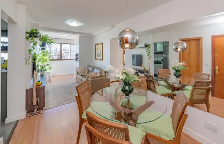 Apartamento com 2 Quartos à venda, 62m² no Cidade Baixa, Porto Alegre