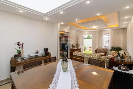 Casa com 3 Quartos à venda, 250m² no Vila Galvão, Guarulhos