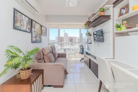Apartamento com 2 Quartos à venda, 65m² no Santana, Porto Alegre