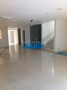 Sobrado com 1 Quarto para venda ou aluguel, 494m² no Pinheiros, São Paulo