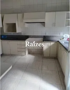 Casa com 4 Quartos à venda, 220m² no Santa Mônica, Uberlândia