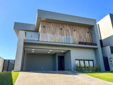 Sobrado com 3 Quartos à venda, 236m² no Roncáglia, Valinhos