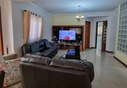 Sobrado com 4 Quartos à venda, 359m² no Vila Mazzei, São Paulo