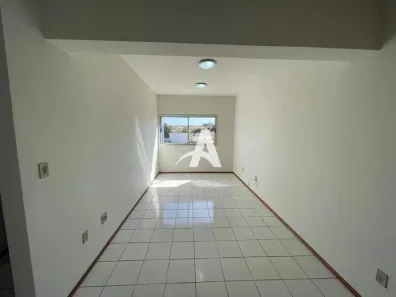 Apartamento com 2 Quartos para alugar, 68m² no Osvaldo Rezende, Uberlândia