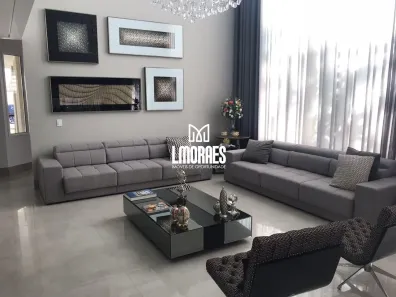 Casa de Condomínio com 4 Quartos à venda, 400m² no Jardim Karaíba, Uberlândia
