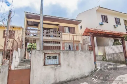 Casa com 4 Quartos à venda, 300m² no Glória, Porto Alegre