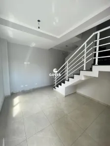 Sobrado com 2 Quartos à venda, 76m² no Aviação, Praia Grande