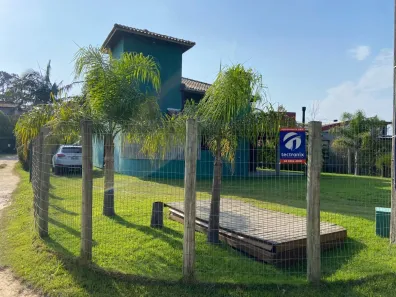 Casa com 4 Quartos à venda, 180m² no Arroio, Imbituba